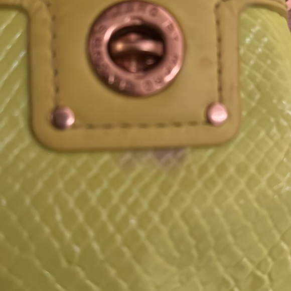 Marc by Marc Jacobs acid lemon bag. - Picture 9 of 9